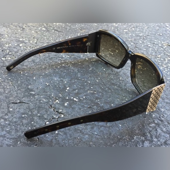 Bottega Veneta sunglasses main image 6
